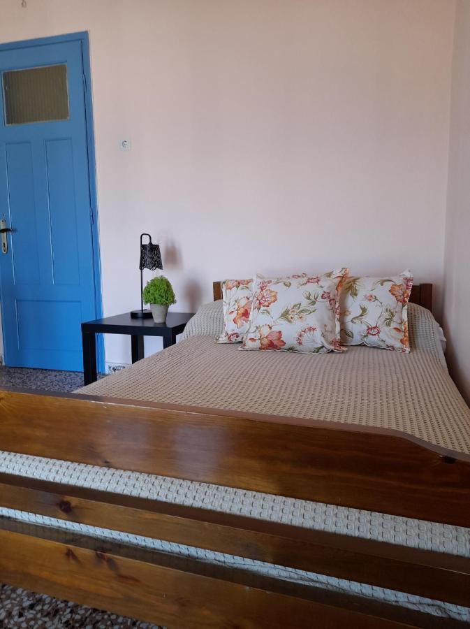 Isalos Apartments Studios 네오이 에피바타이 외부 사진